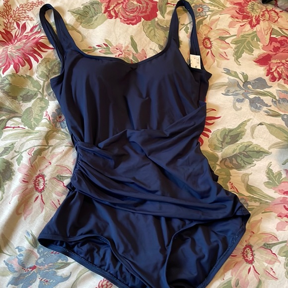DKNY Size 14  Elegant Classic Swimsuit Wrap Layered Mallot ScoopNeck $89 NEW - Picture 5 of 15
